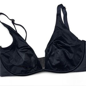 Victoria's Secret Black Underwire Bra - Sleek Support
